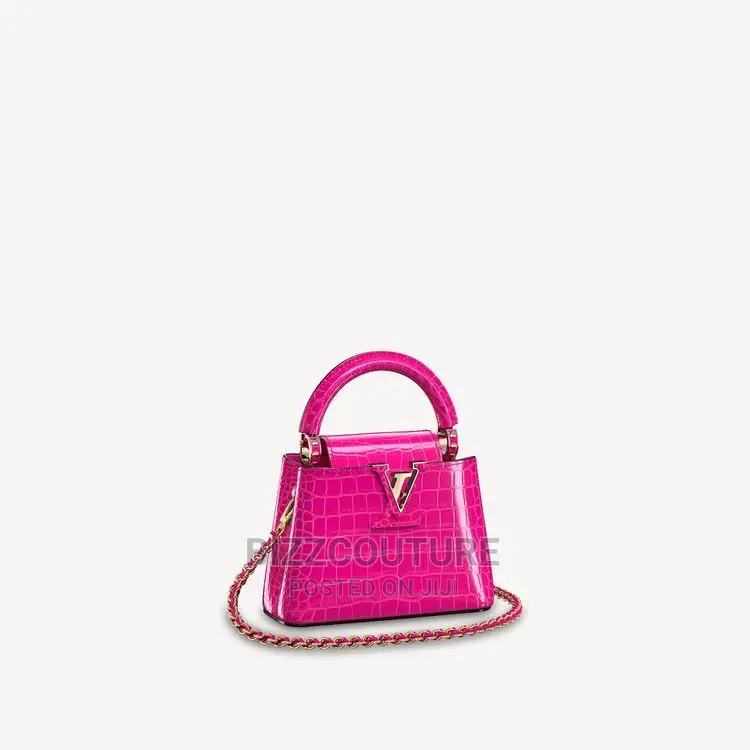 Original LOUIS VUITTON Shoulder Bags Avaliable in Store