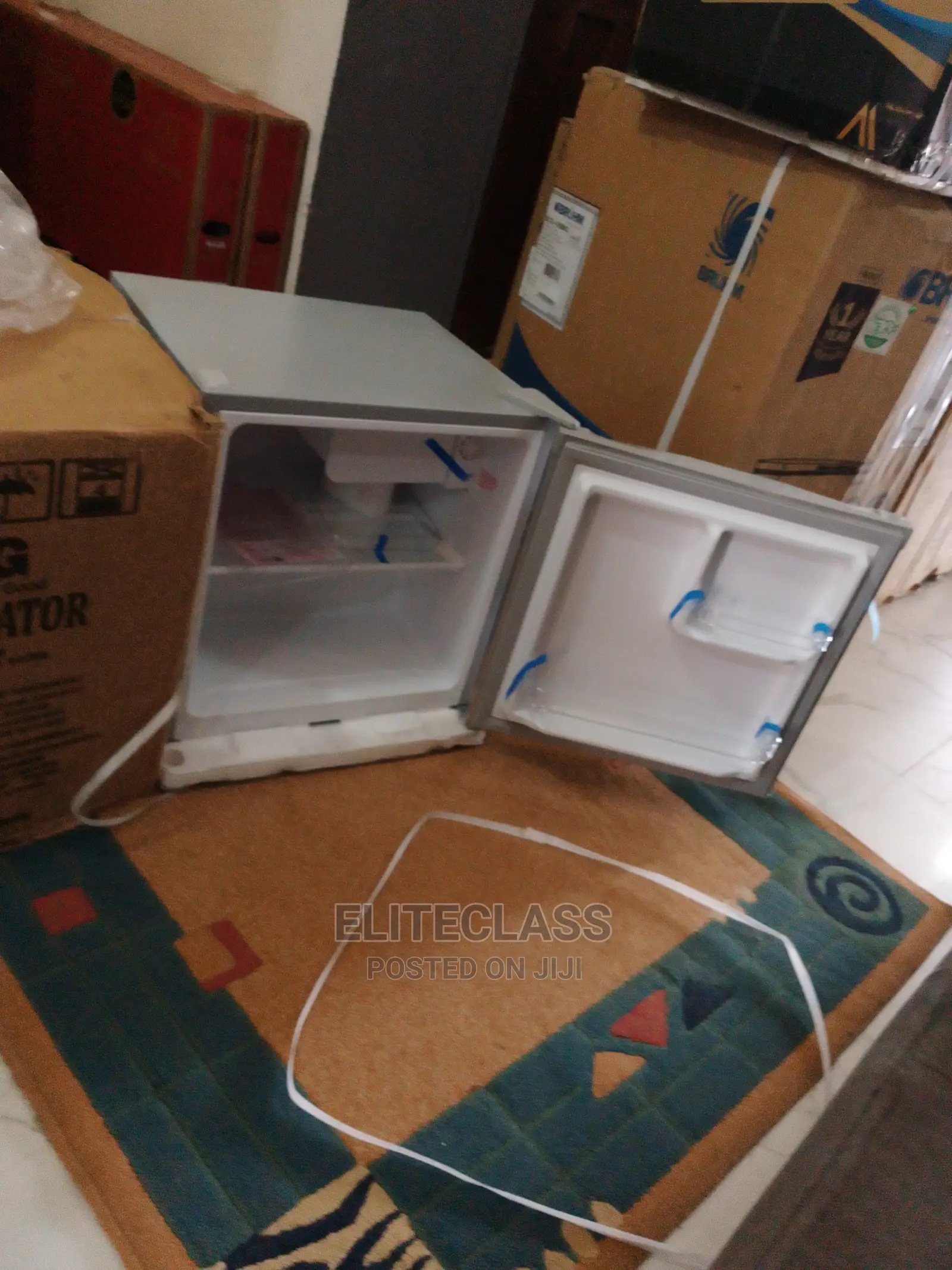 Best Selling LG Bedside Refrigerator Gc-065l