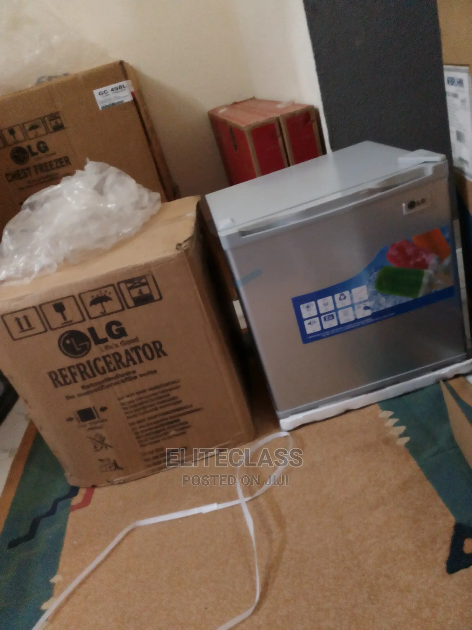 Perfect LG Bedside Refrigerator Gc-065l