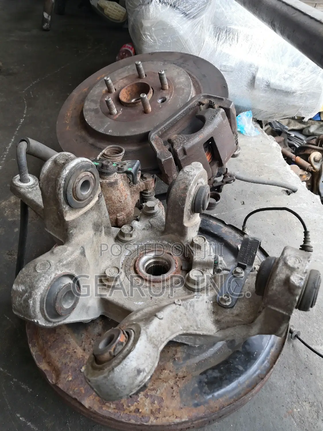 Complete Back Hub,Callipers, Spindle, Brake Pads and Disks