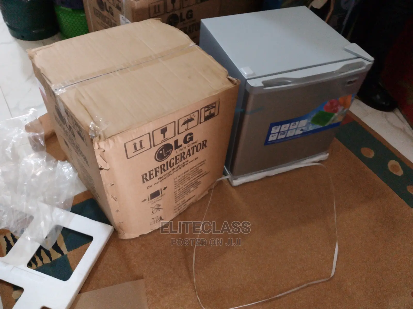 LG Bedside Fridge With Ice Maker Gc-065l
