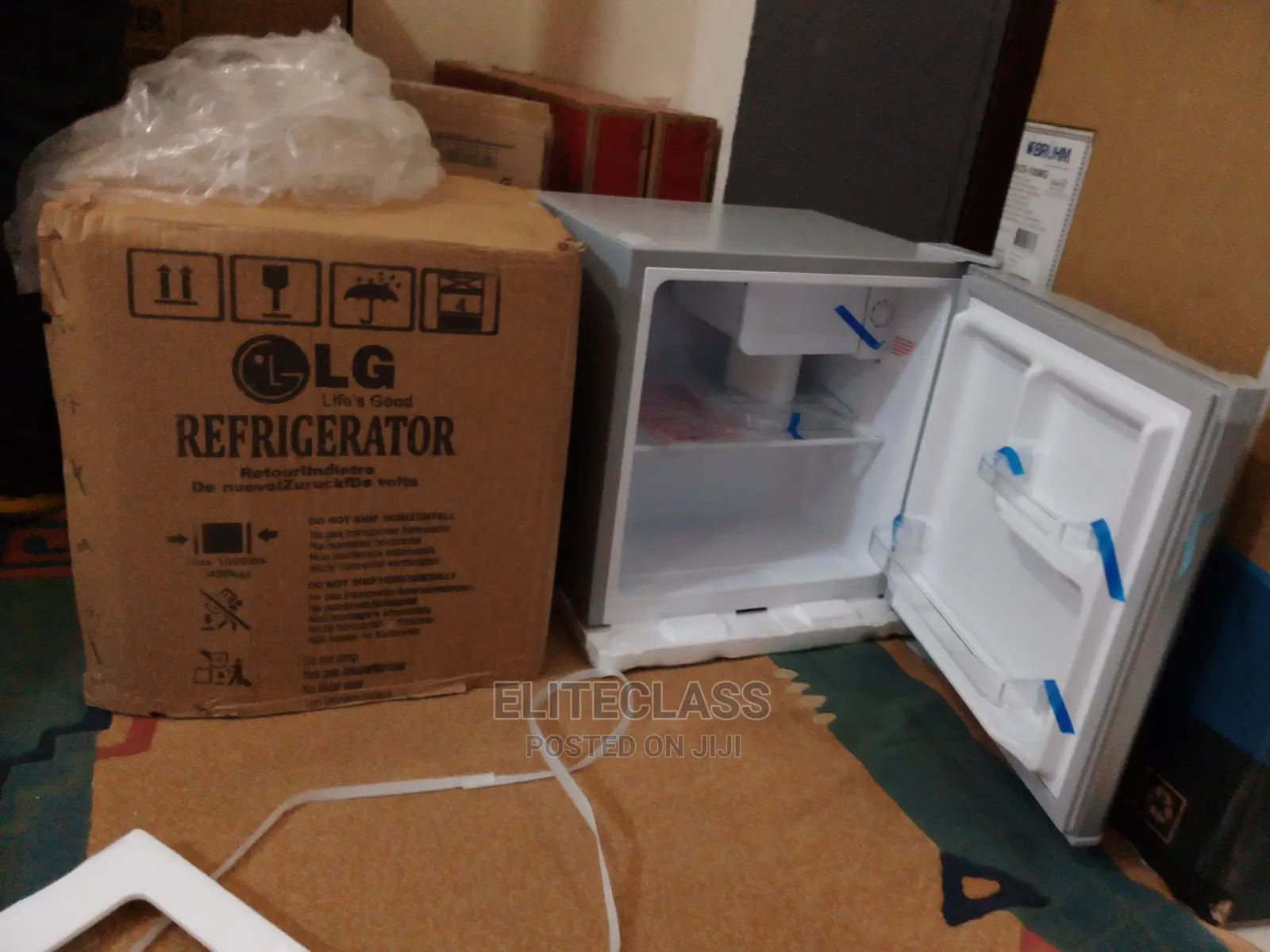 Royal and Effective Bedside Fridge Gc-065l