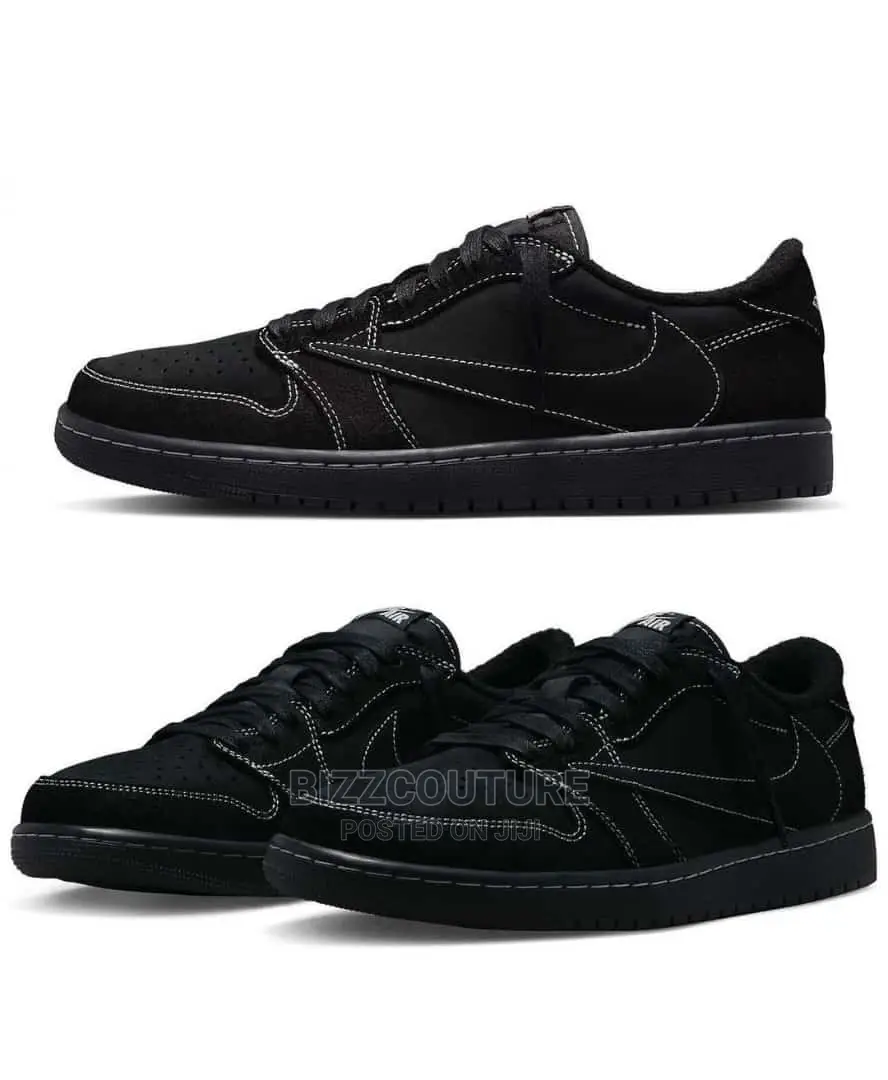 Original NIKE SB DUNK Available in Store