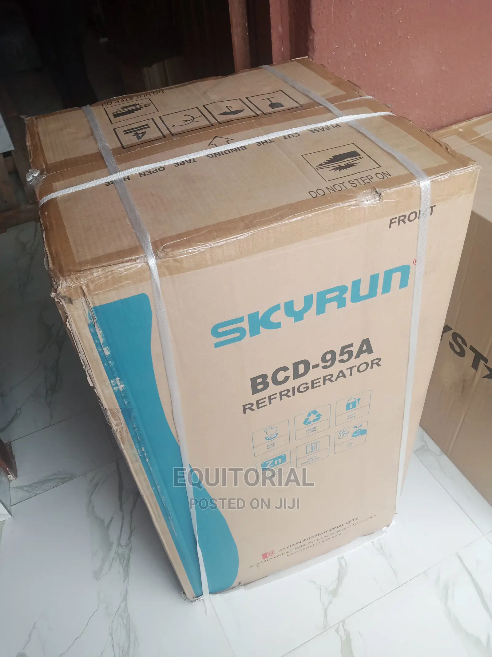 Skyrun BCD--95a Refrigerator