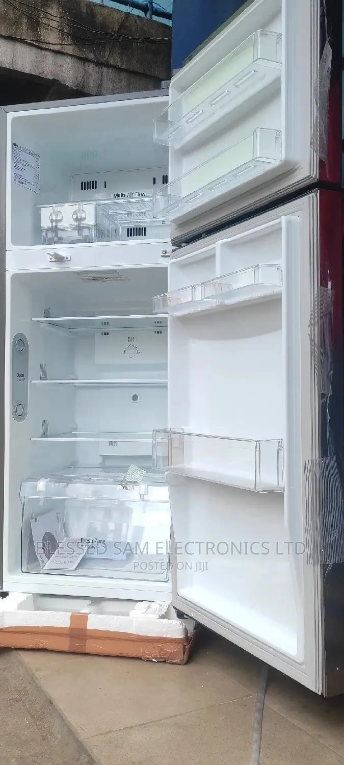 LG Digital Inverter 308L Double Door Fridge>Fast Freezing