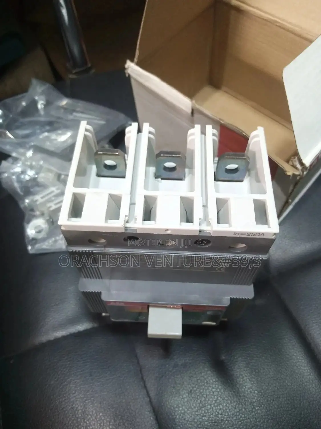 250amps 3pole MCB
