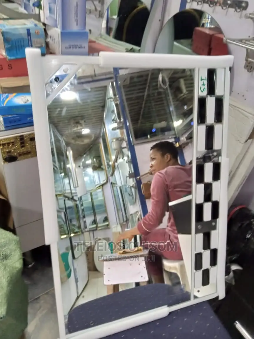 Mirror With Shelves and Design
