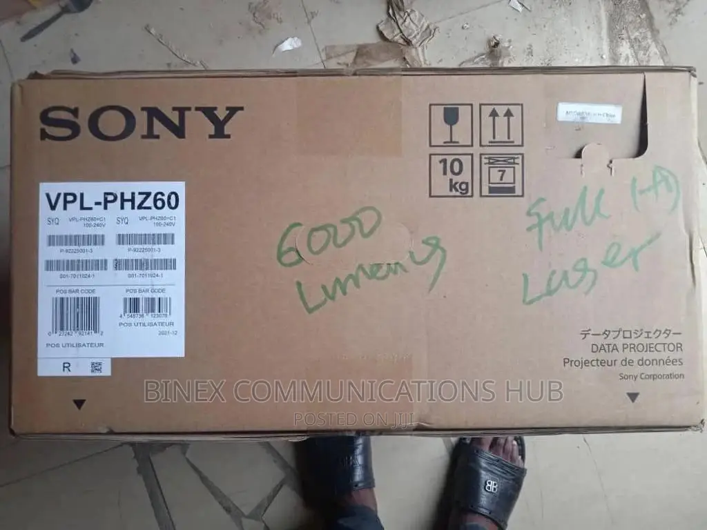 Sony VPL-Phz60 Projector