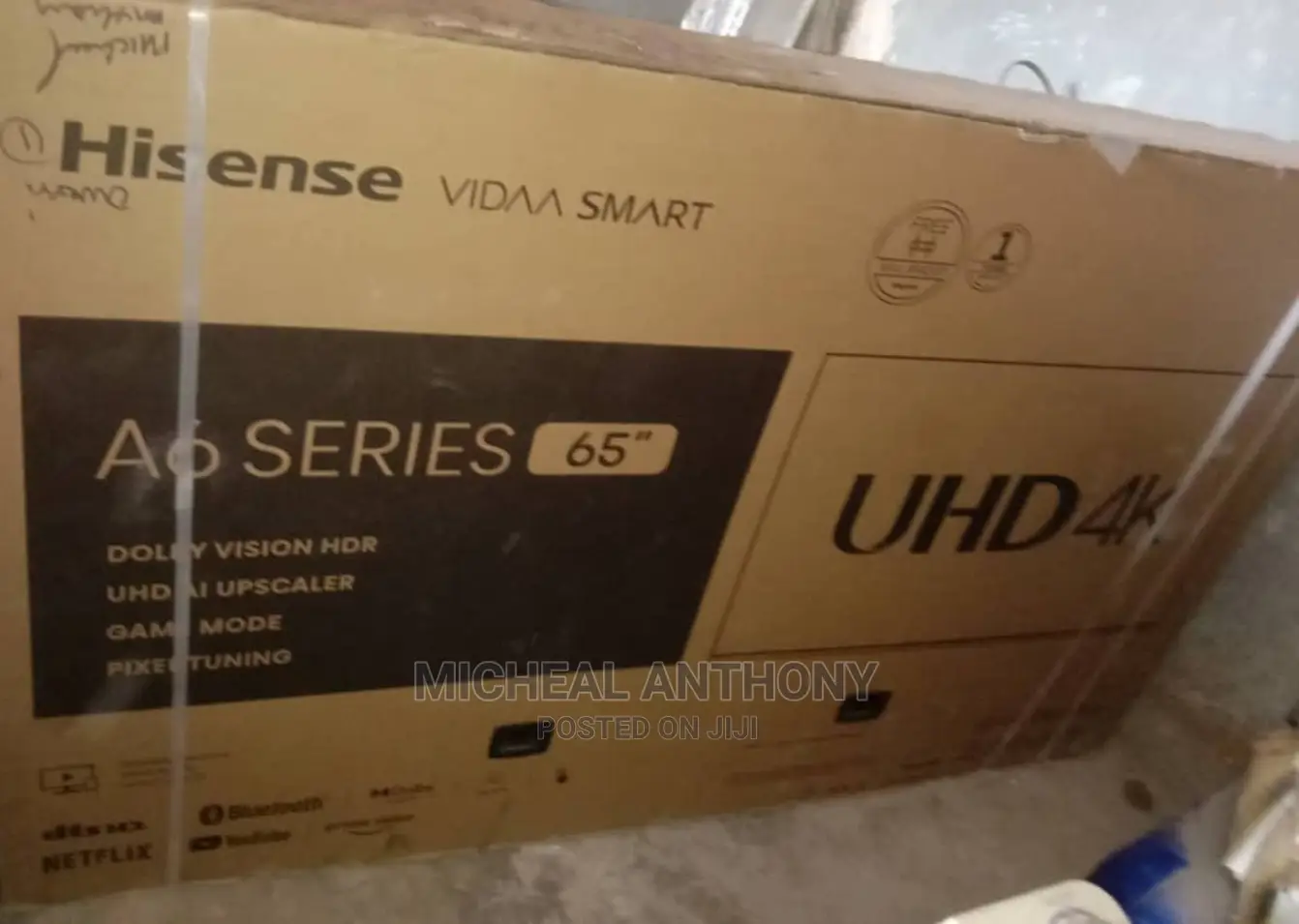 65inches Hisense Smart Tv
