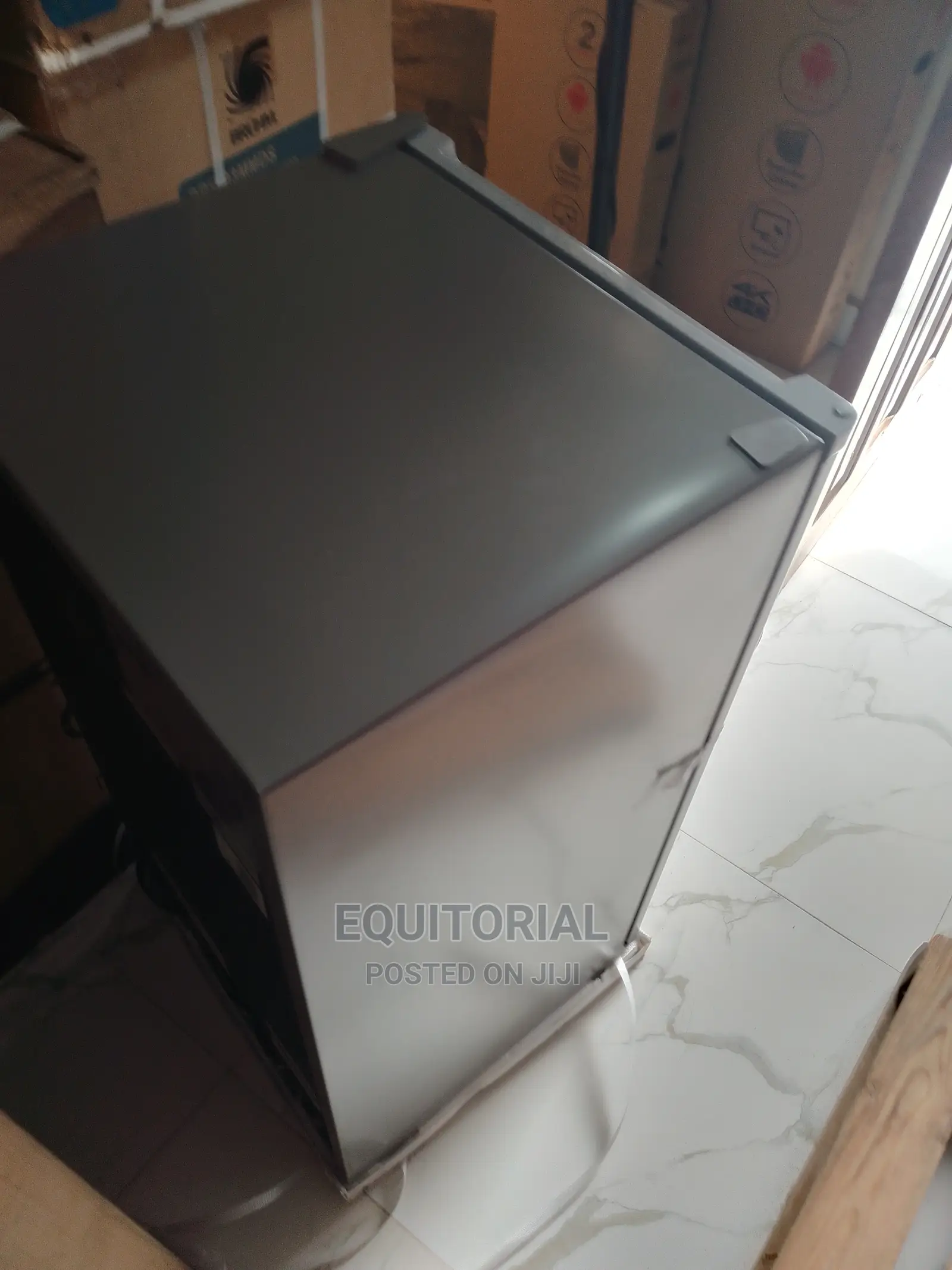 Skyrun Rfigerator BCD-95a Single Door