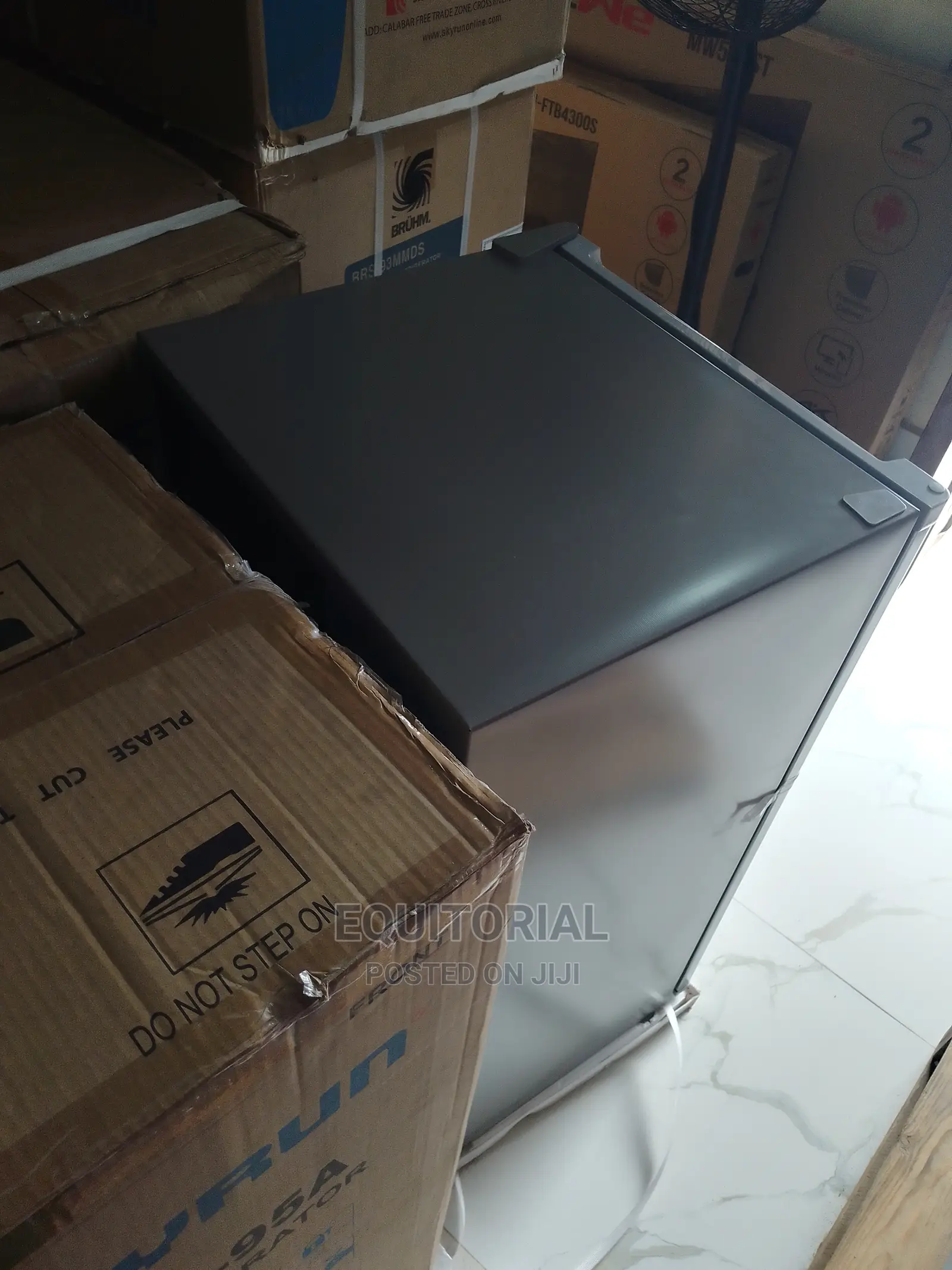 New Skyrun Single Door Refrigerator