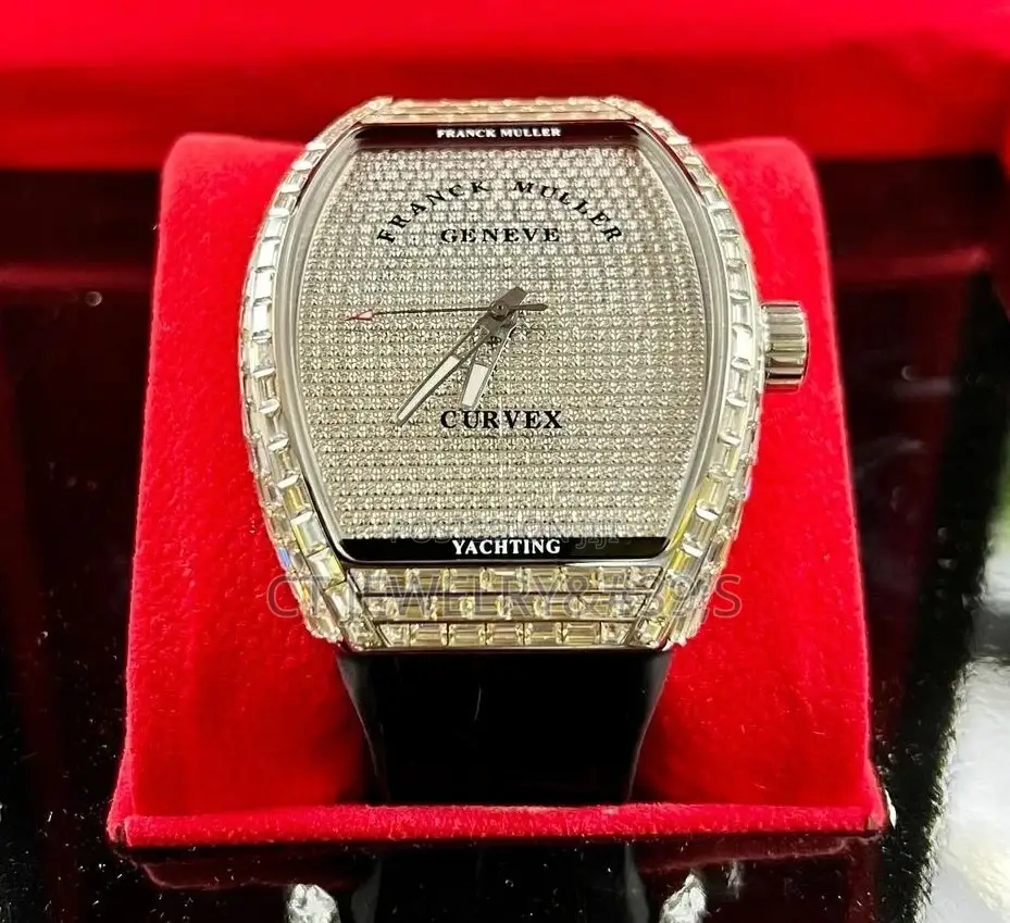 High Quality Franck Muller Wristwatch Stones Within