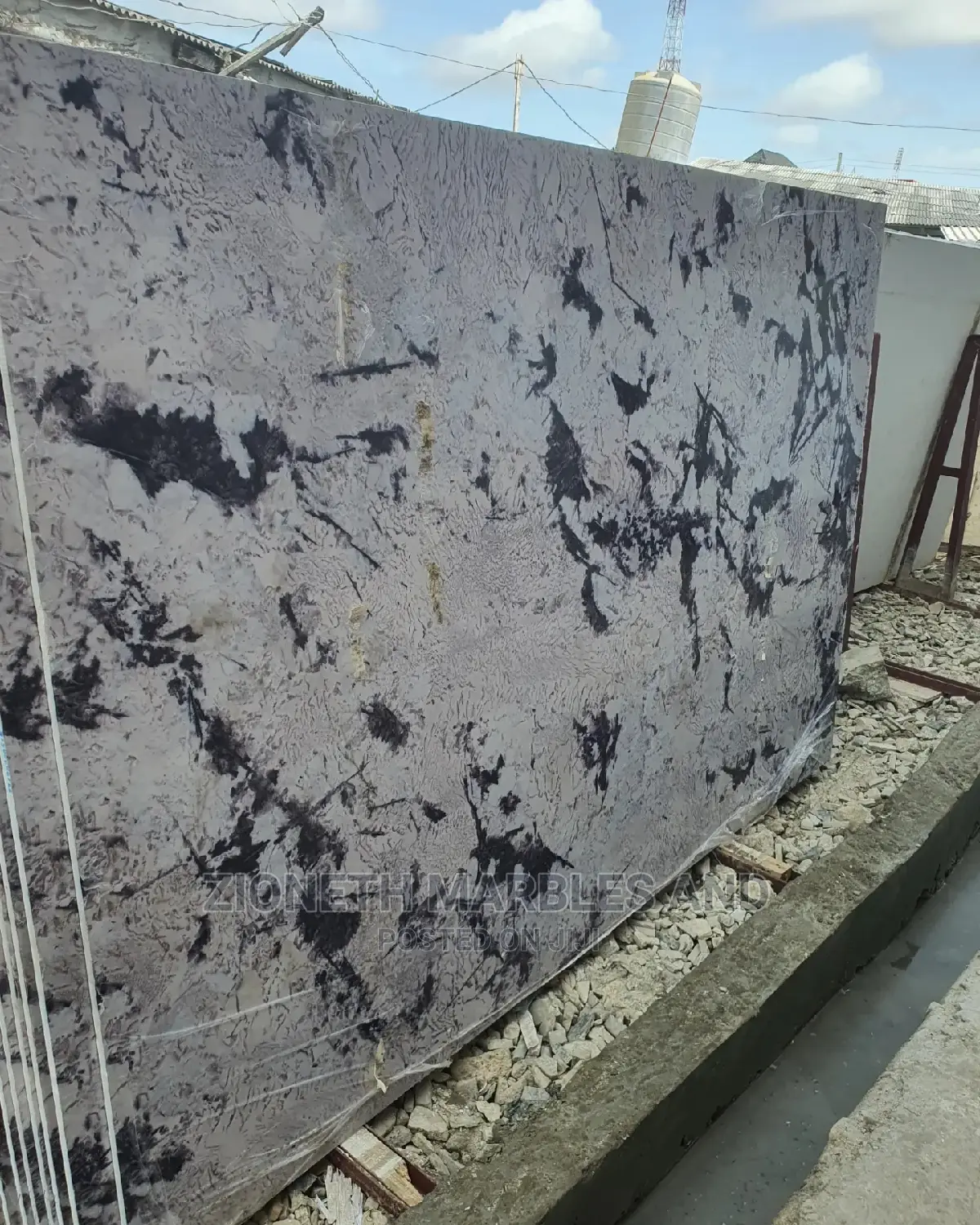 White Italian Alaska Quartz Marble Slab