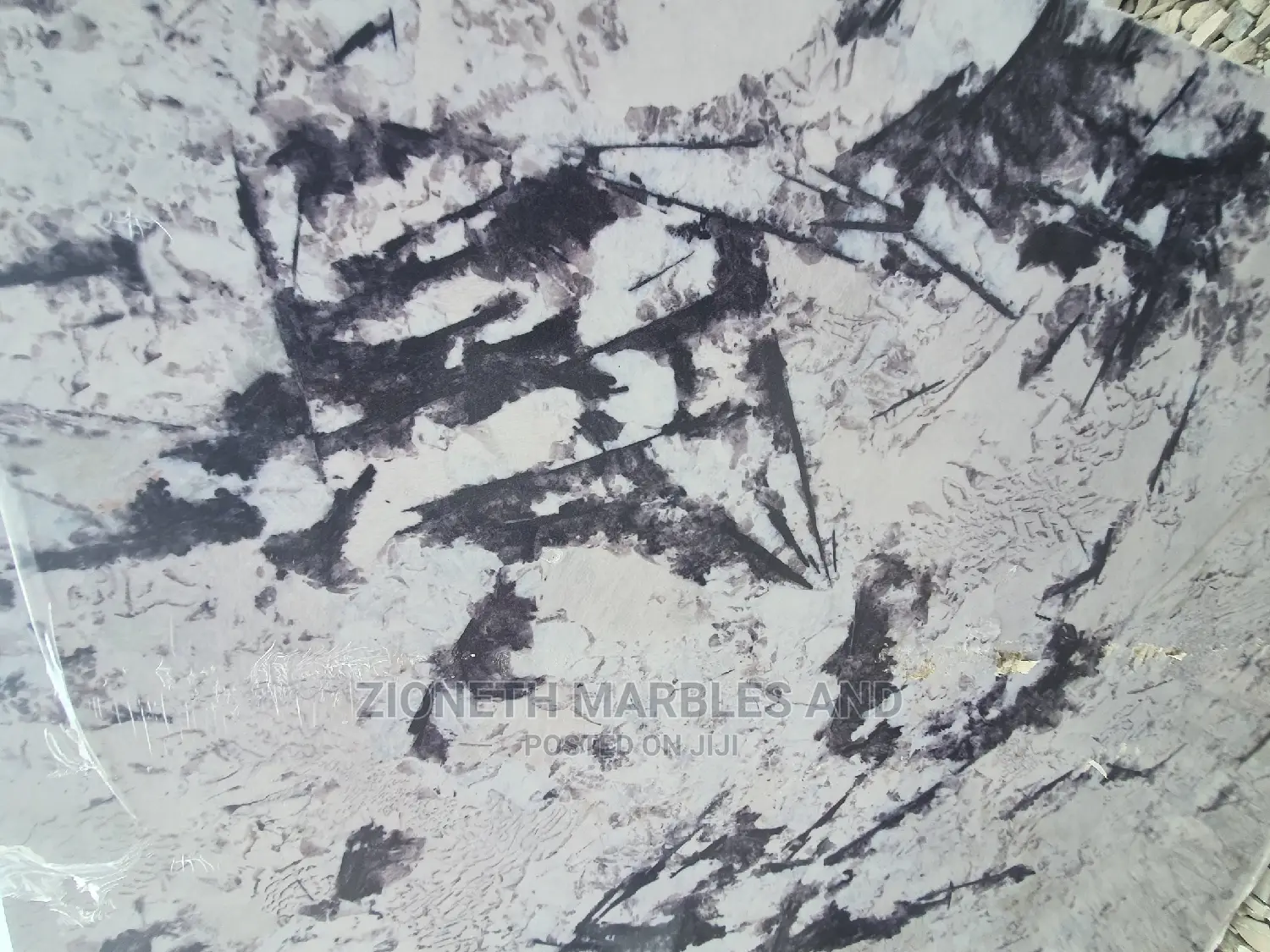 White Italian Alaska Quartz Marble Slab