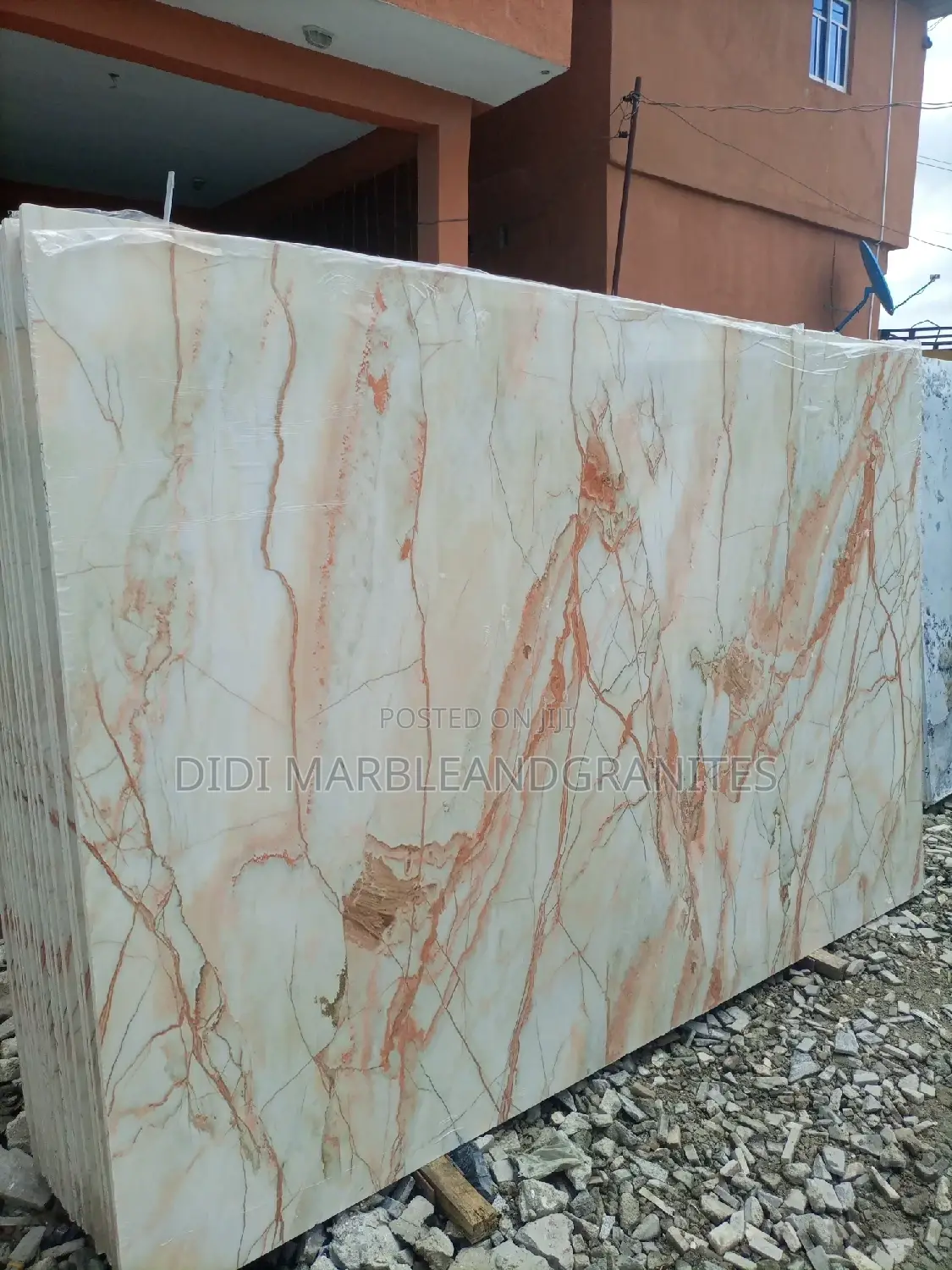 Quartz Cecilia Wave for Kitchen Marble Top.
