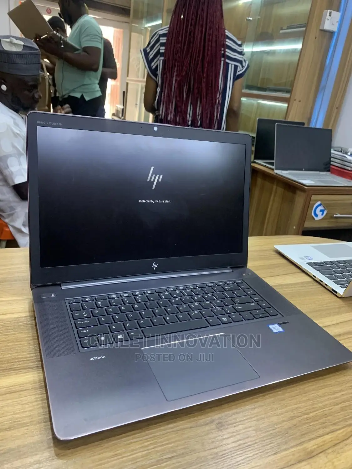 Laptop HP ZBook Studio G4 16GB Intel Core I7 SSD 512GB