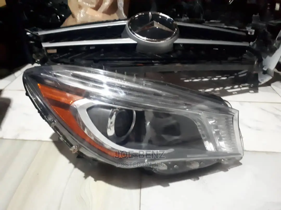 CLA 250. 2015 Led Headlight