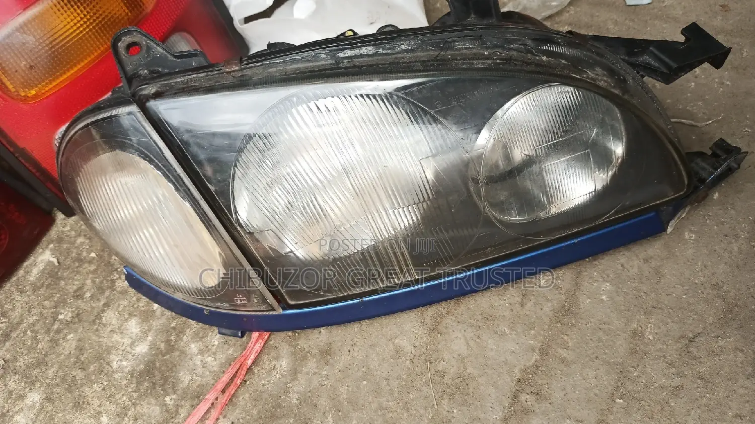 Set of Headlamp and Pointer Avensis 98
