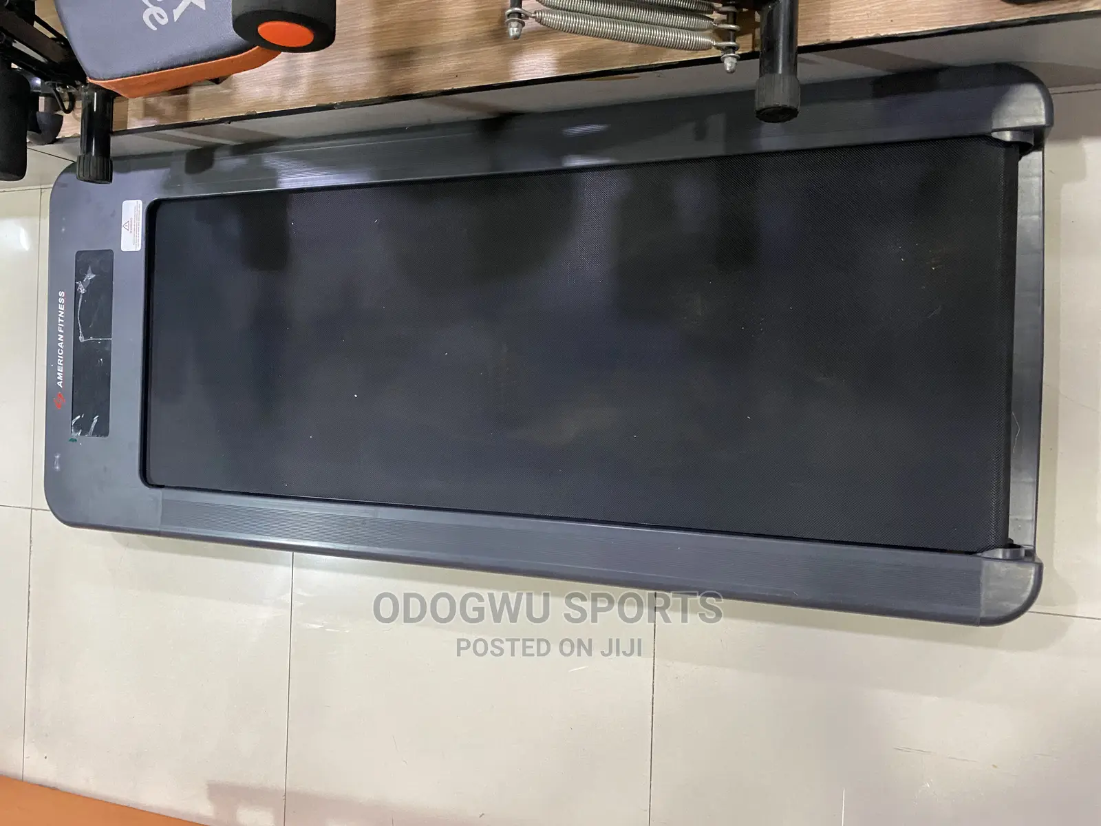 Platform Treadmill T825
