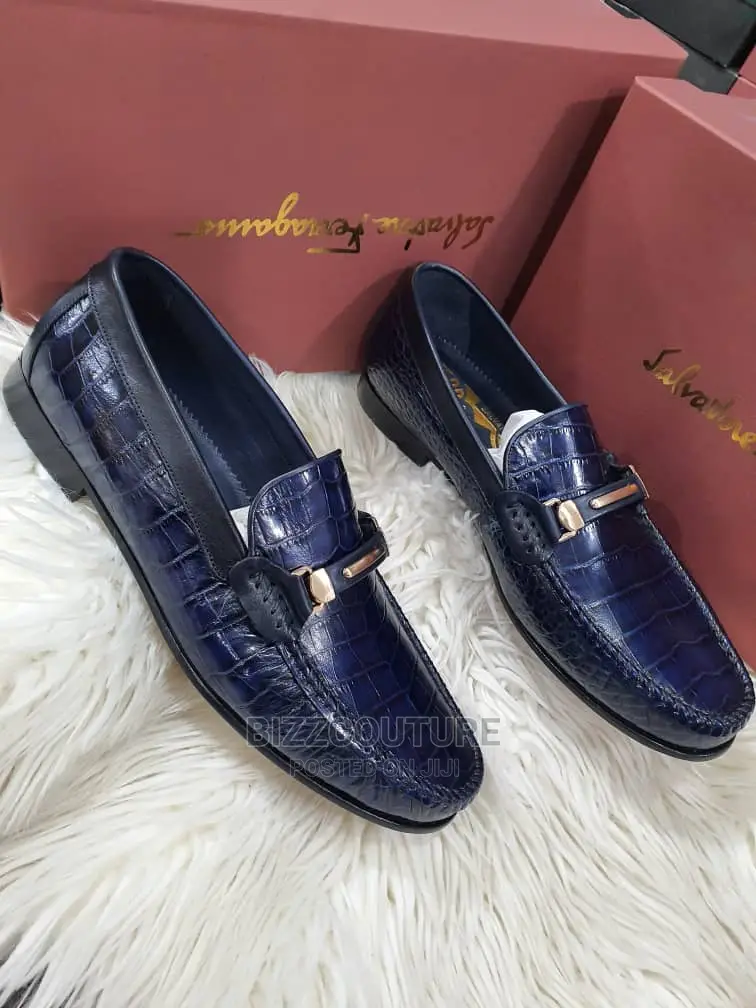 Original Italuan SALVATORE FERRAGAMO Loafers in Store