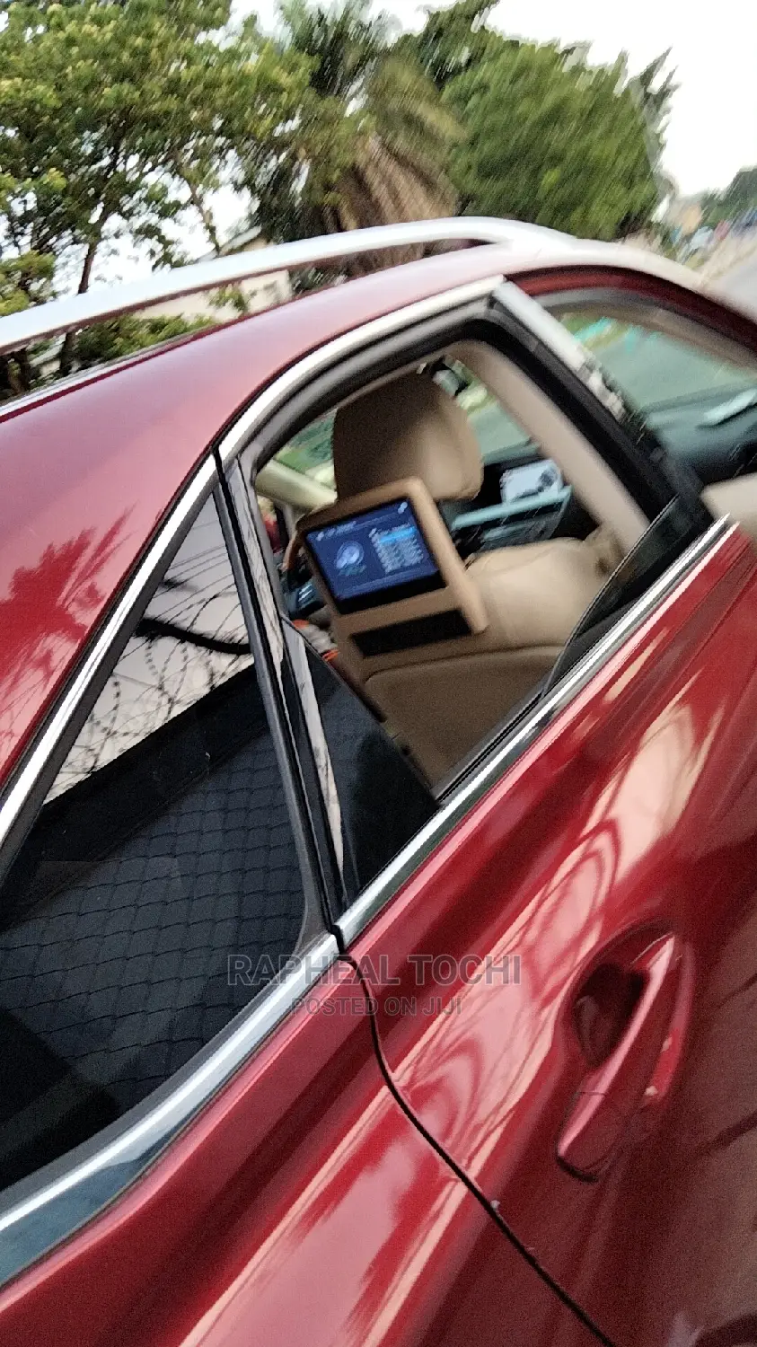 Back Seat DVD Player