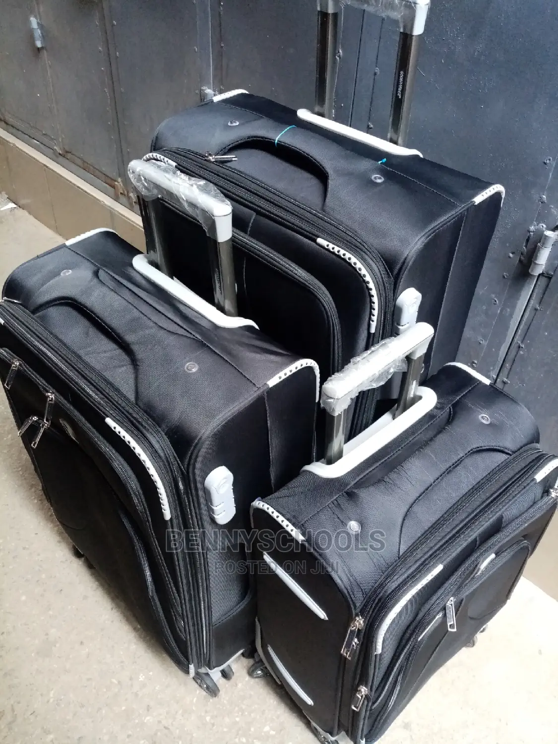 Set of 3 Black Goodpartner Traveling Luggage Boxes