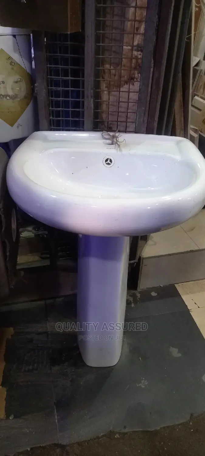 Single Basin And Pedastal