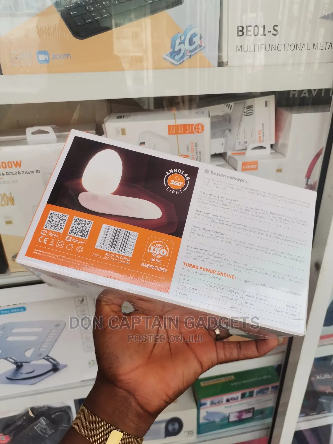 Desk Lamp / Fast Wireless Charger LDNIO Y3