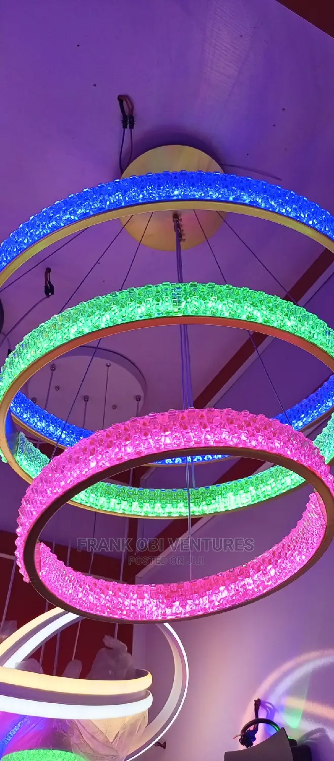 Quality Ceiling Mounted Ring Colorful Dropping Light.