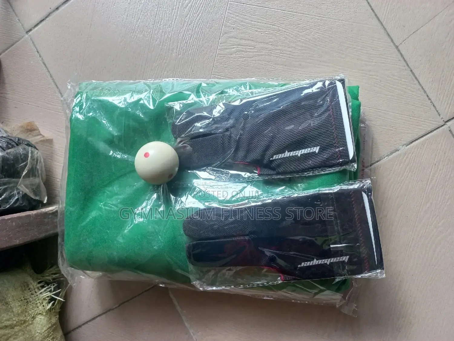 Snooker Felt, Cue Ball With Dot, Snooker Gloves