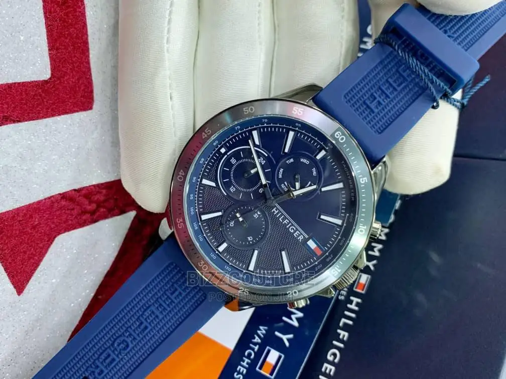 Original TOMMY HILFIGER Rubber Strap Available in Store
