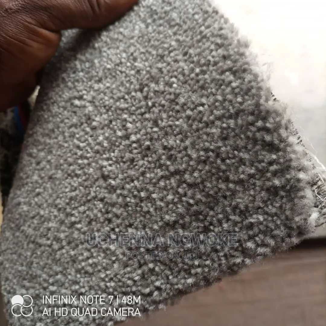 Standard Wall to Wall Rug