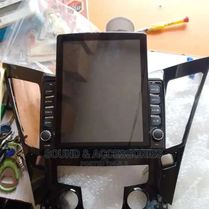 Hyundai Sonata 2011-13 Tesla Android GPS Navigation System