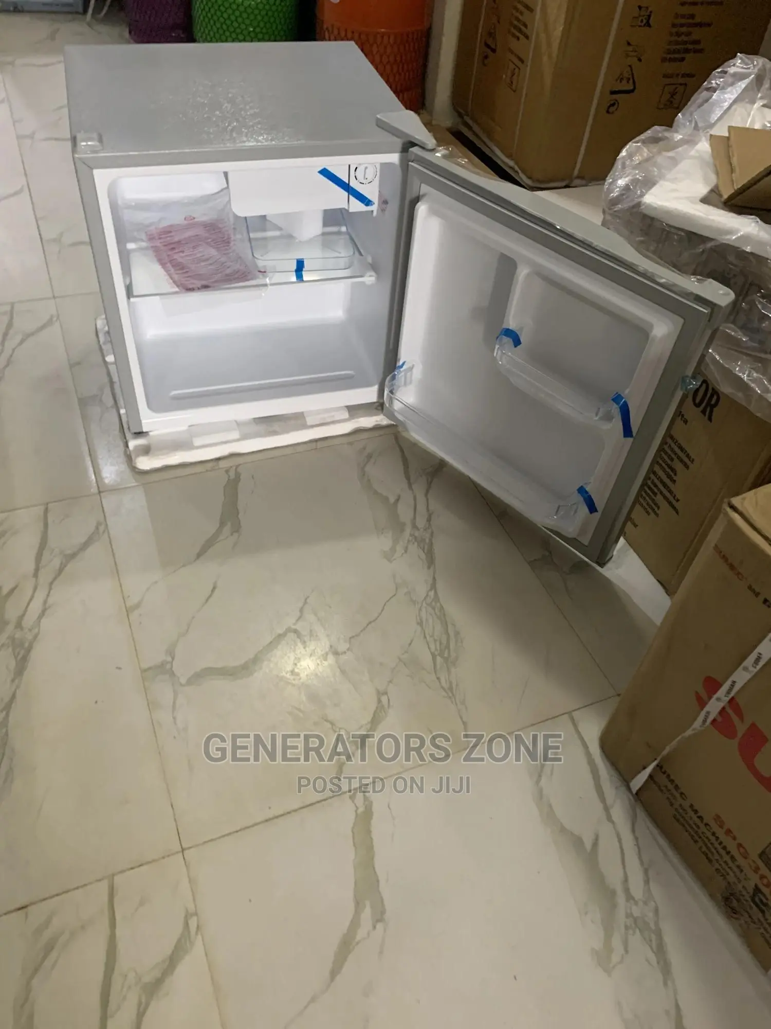 Convinient LG Mini Fridge Gc-065l With Top Freezer