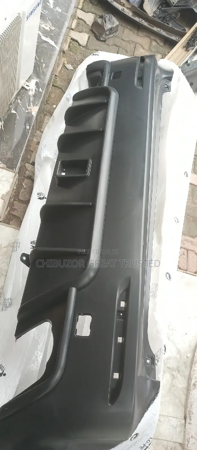 Complete Back Bumper Is 250