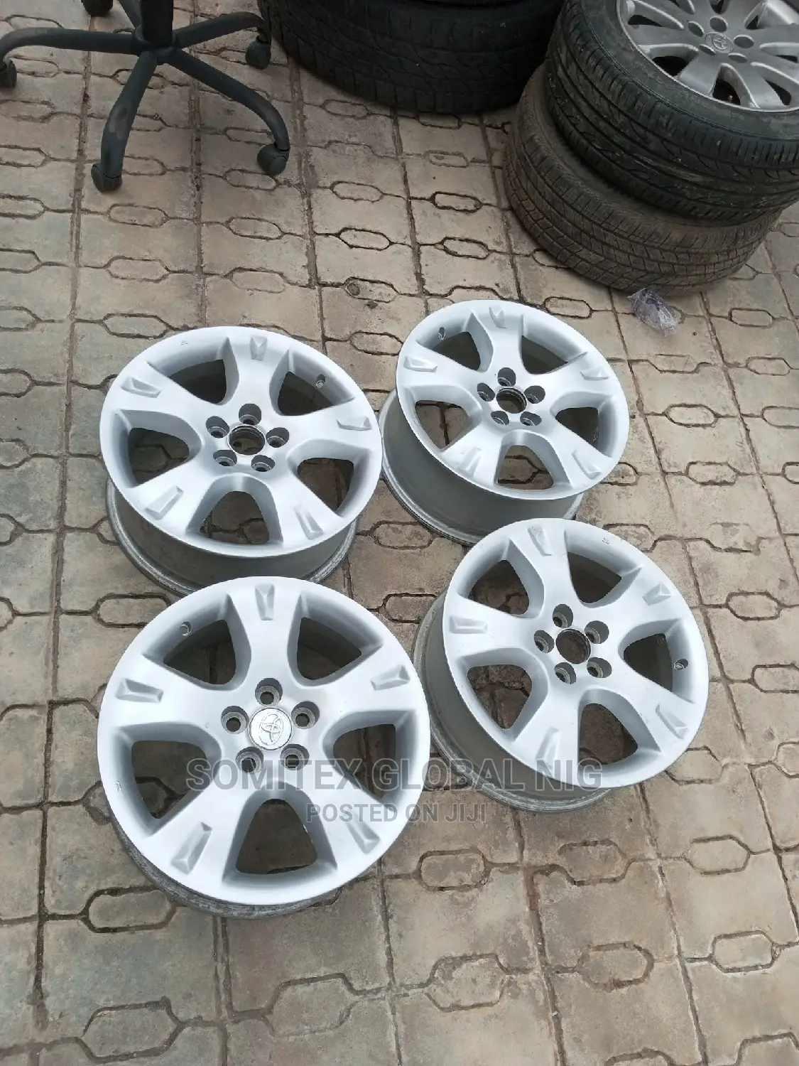 16 Rim Matrix/Toyota Corolla