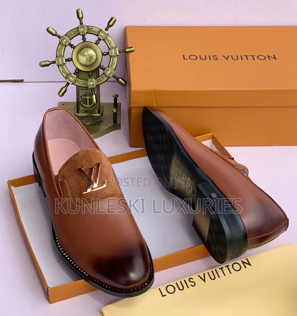 Original Louis Vuitton Men Leather Loafers Shoe