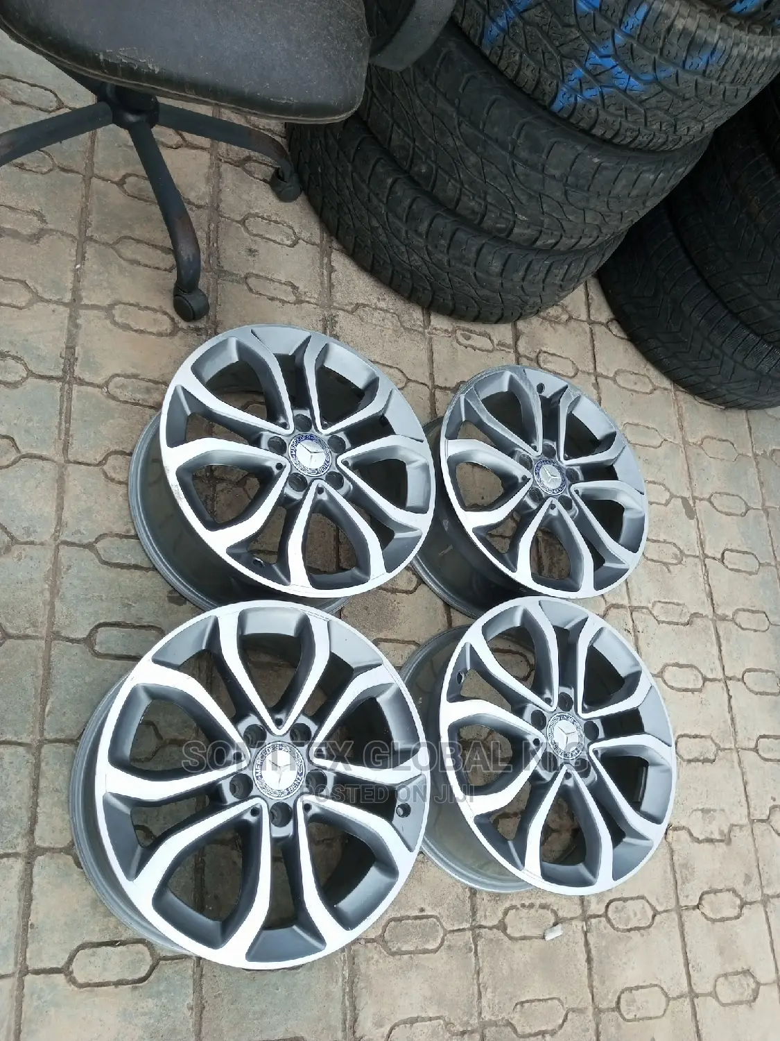 17 Alloyed Rim Mercedes Benz