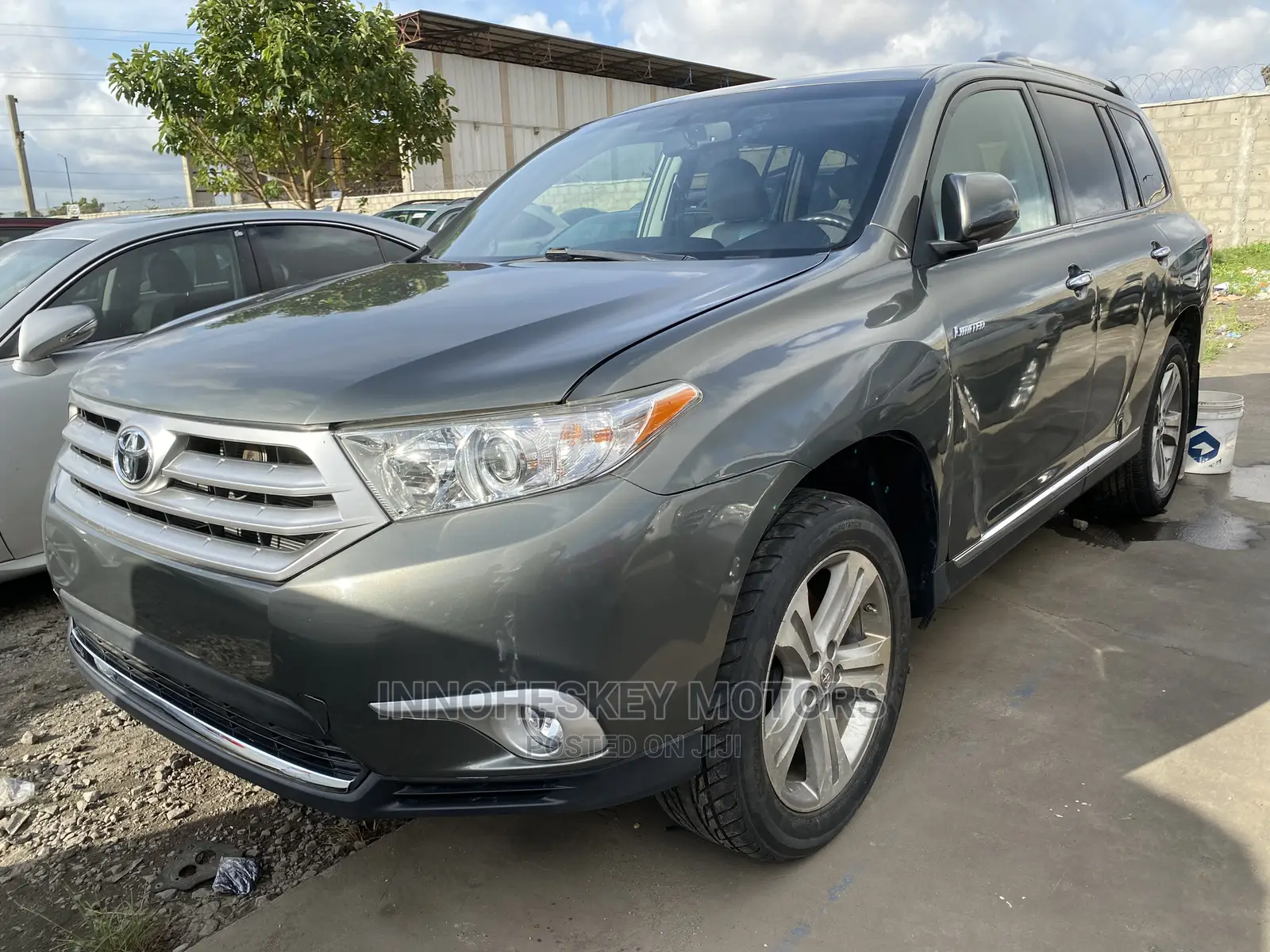 Toyota Highlander Limited 2012 Green
