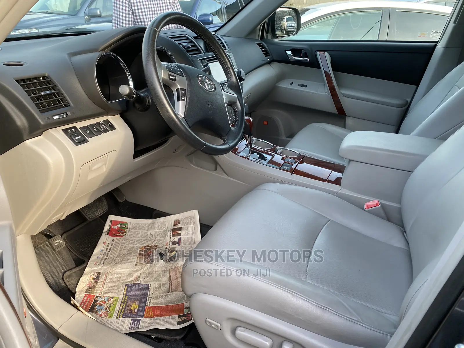 Toyota Highlander Limited 3.5l 4WD 2013 Gray