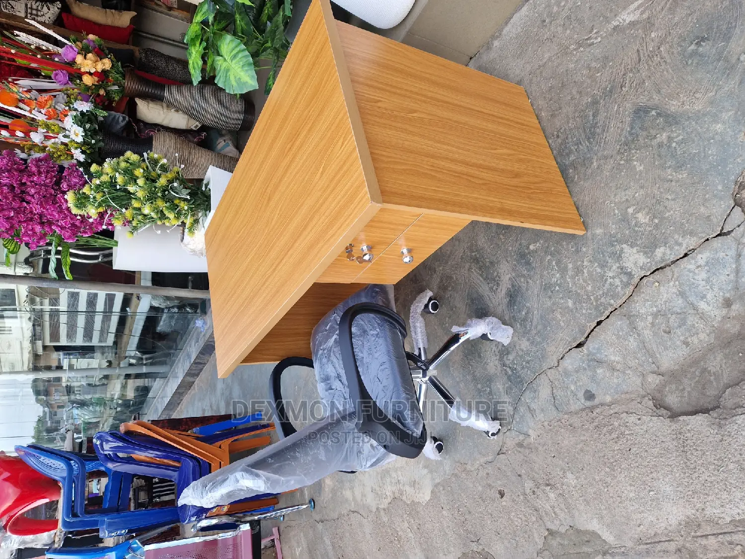 Office Table And Chair