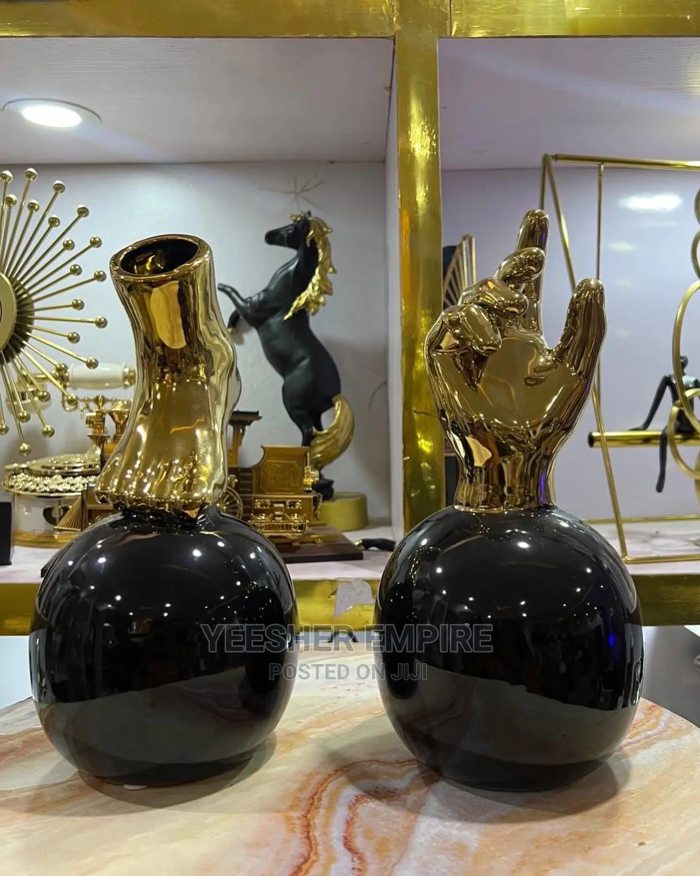 Decorative Figurines