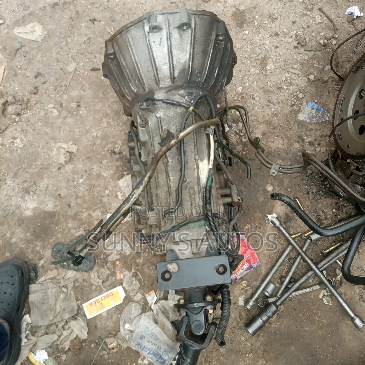 Gearbox for Pathfinder,QX4 2wheel Drive.