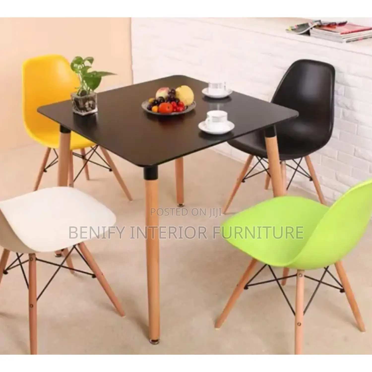 4 Seater Portable Reading Table