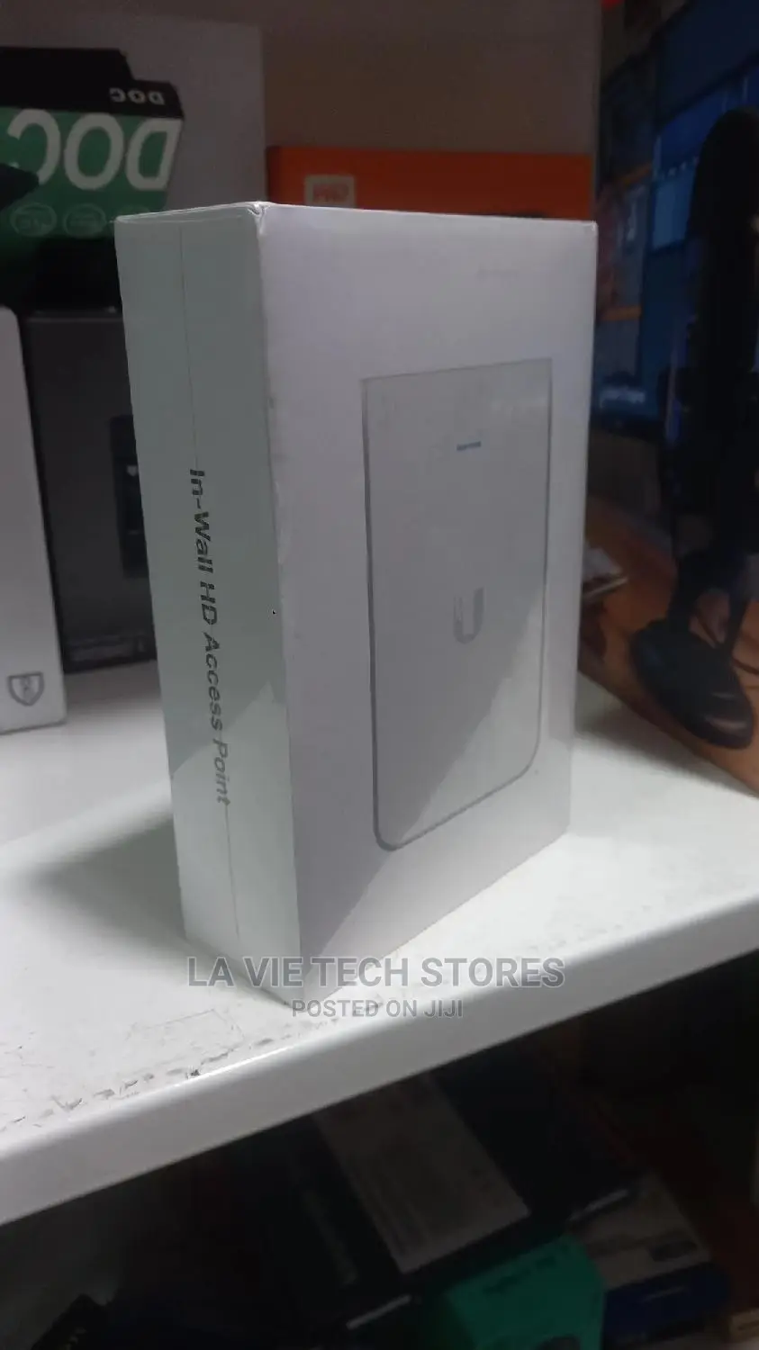 Ubiquiti Networks Unifi in-Wall Wi-Fi Access Point 802.11ac