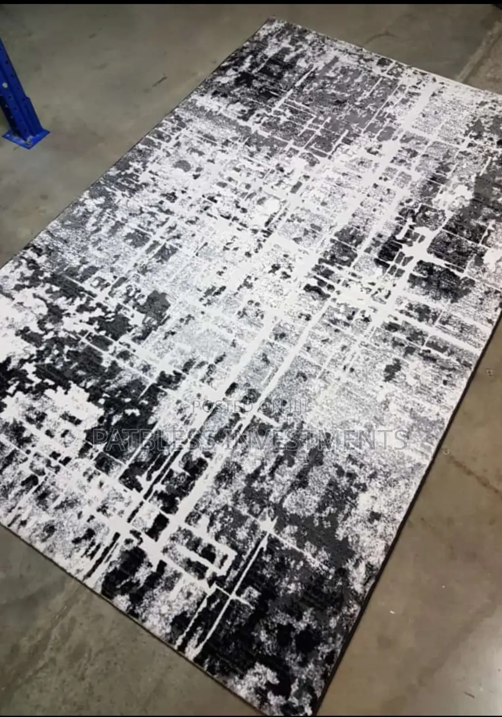 Arabian Pictures Center Rugs