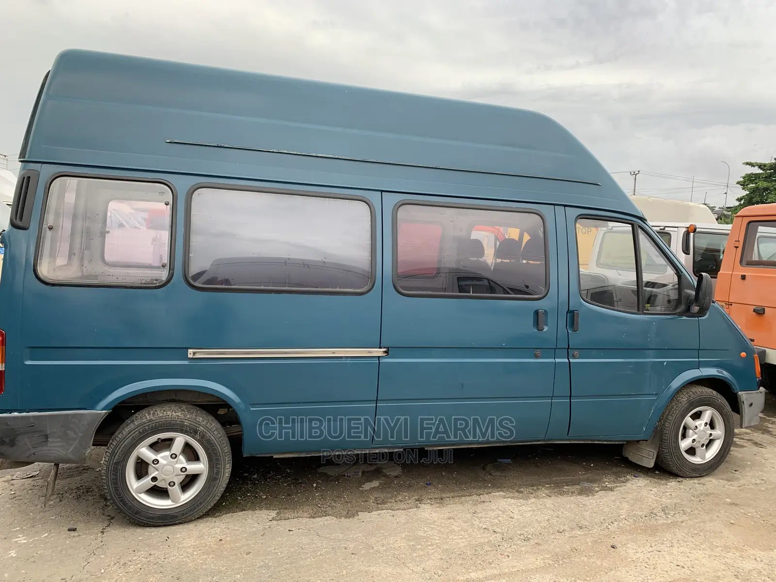 Ford Transit 1999 Blue