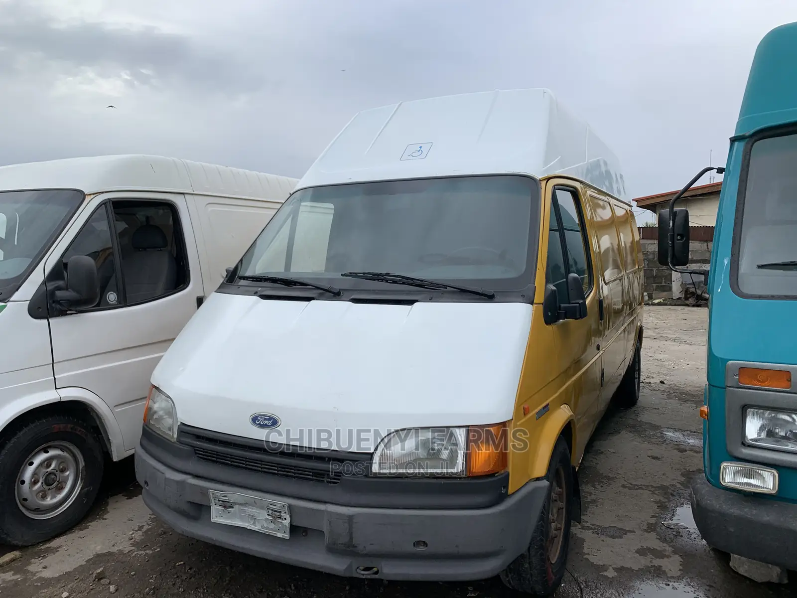 Ford Transit 2002 Yellow