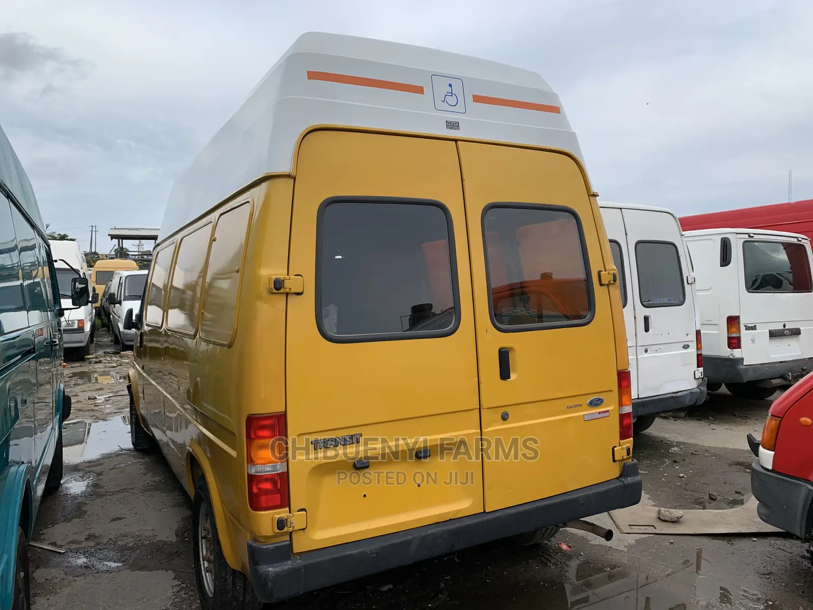 Ford Transit 2002 Yellow