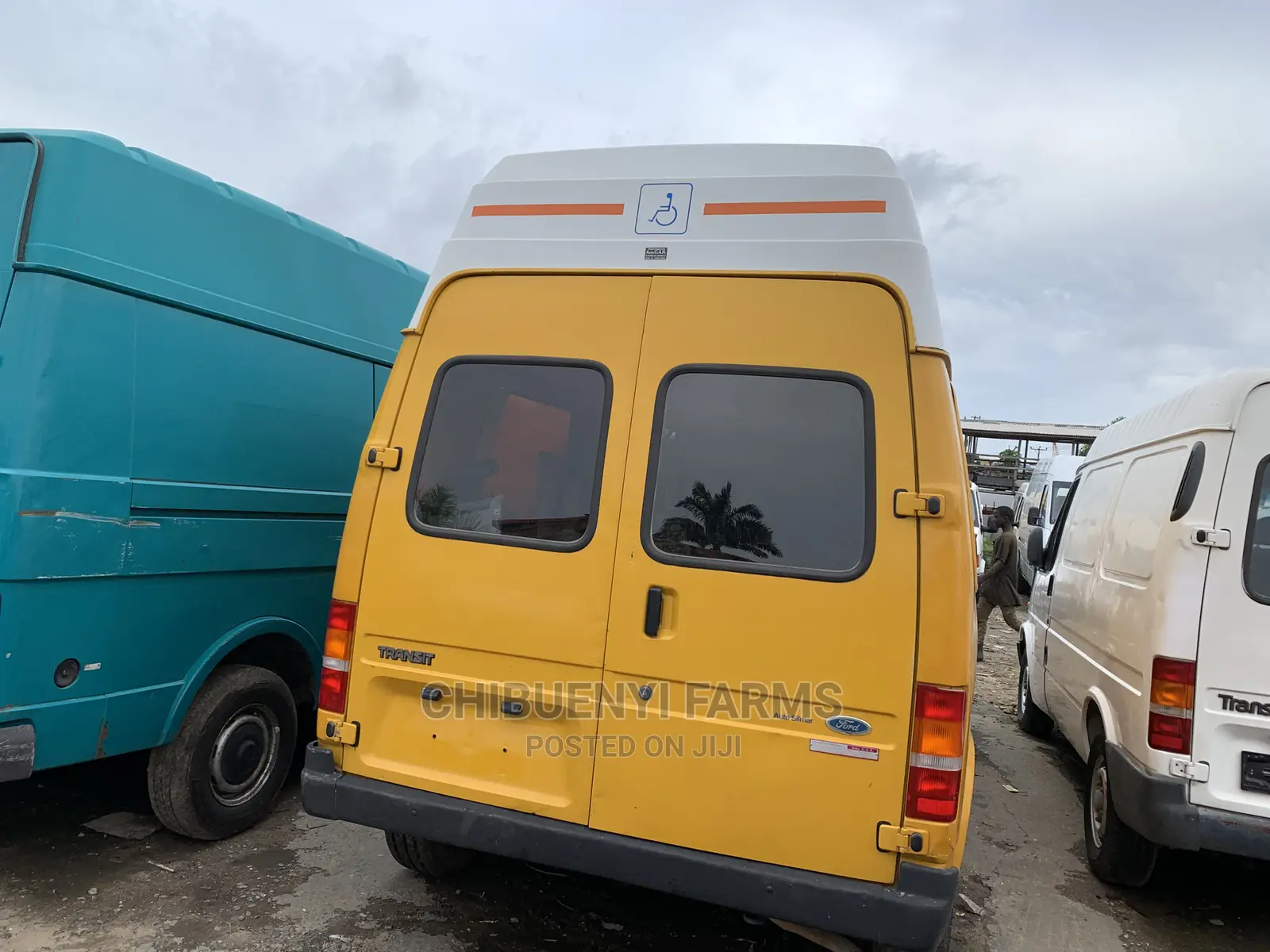 Ford Transit 2002 Yellow
